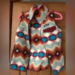 PATAGONIA PATTERNED FLEECE VEST
